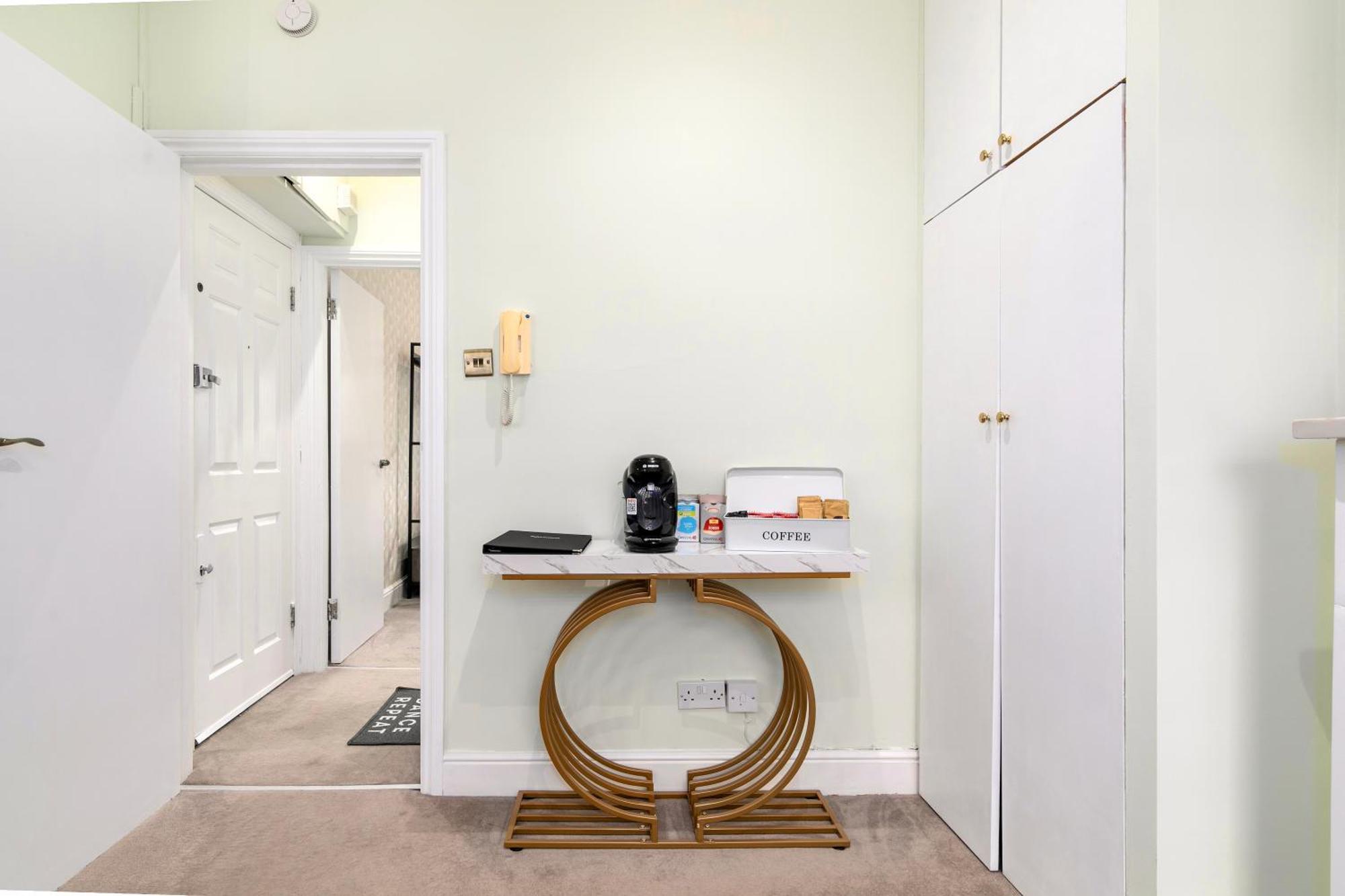 Cosy Flat 5 Min From Holland Park Station! London 아파트 외부 사진